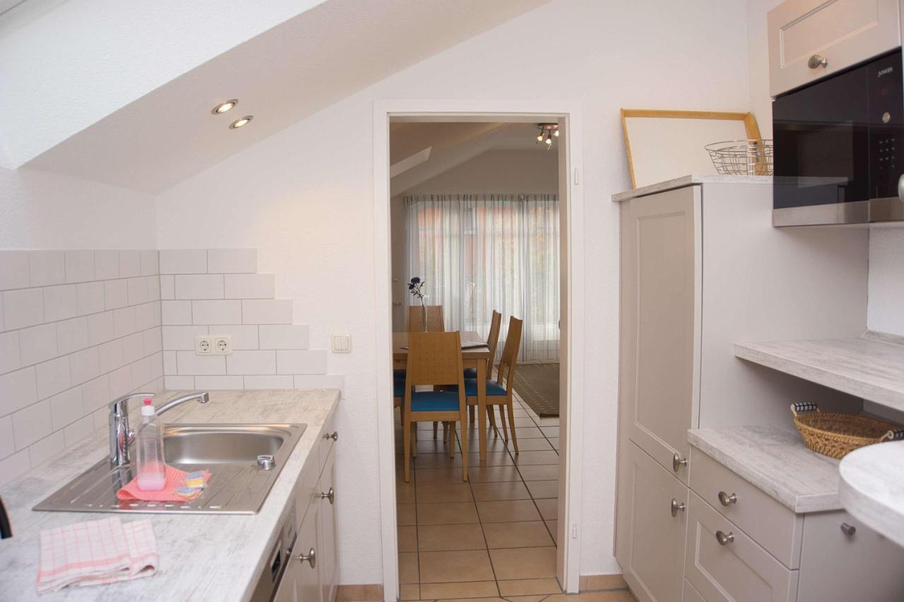 Balkon Mit Traumhaften Meerblick, Gratis Nutzung Vom Ahoi Erlebnisbad Und Sauna In Sellin Duenenhaus Fewo05 괴렌 외부 사진