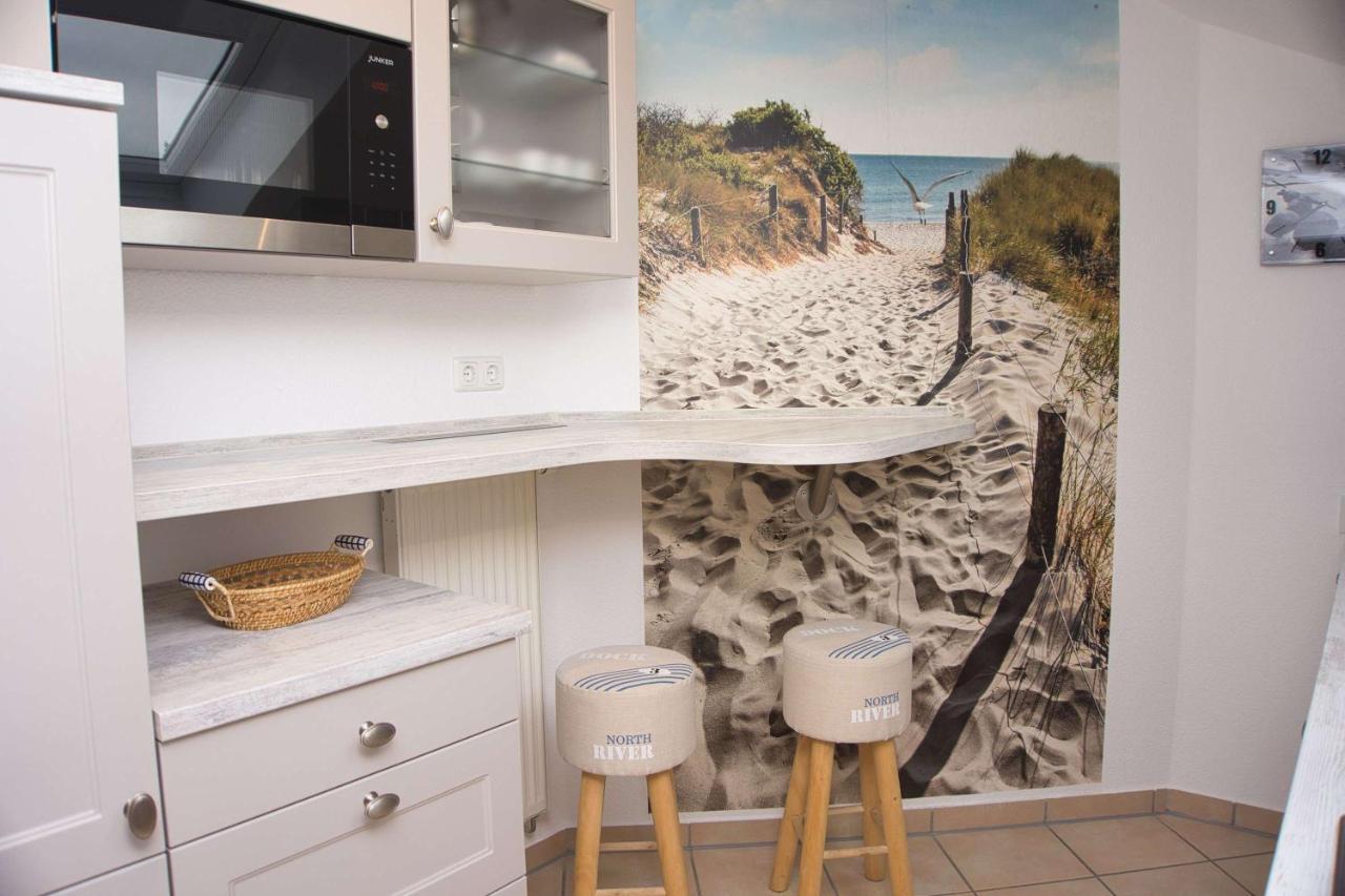 Balkon Mit Traumhaften Meerblick, Gratis Nutzung Vom Ahoi Erlebnisbad Und Sauna In Sellin Duenenhaus Fewo05 괴렌 외부 사진